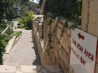 Whispering Sands Kusadasi Aparthotel