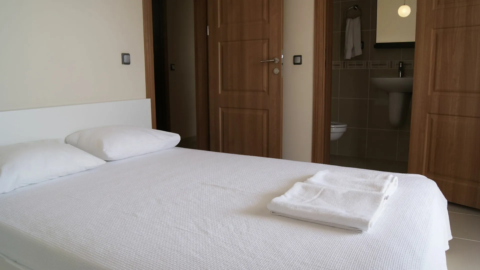 Whispering Sands Kusadasi Aparthotel